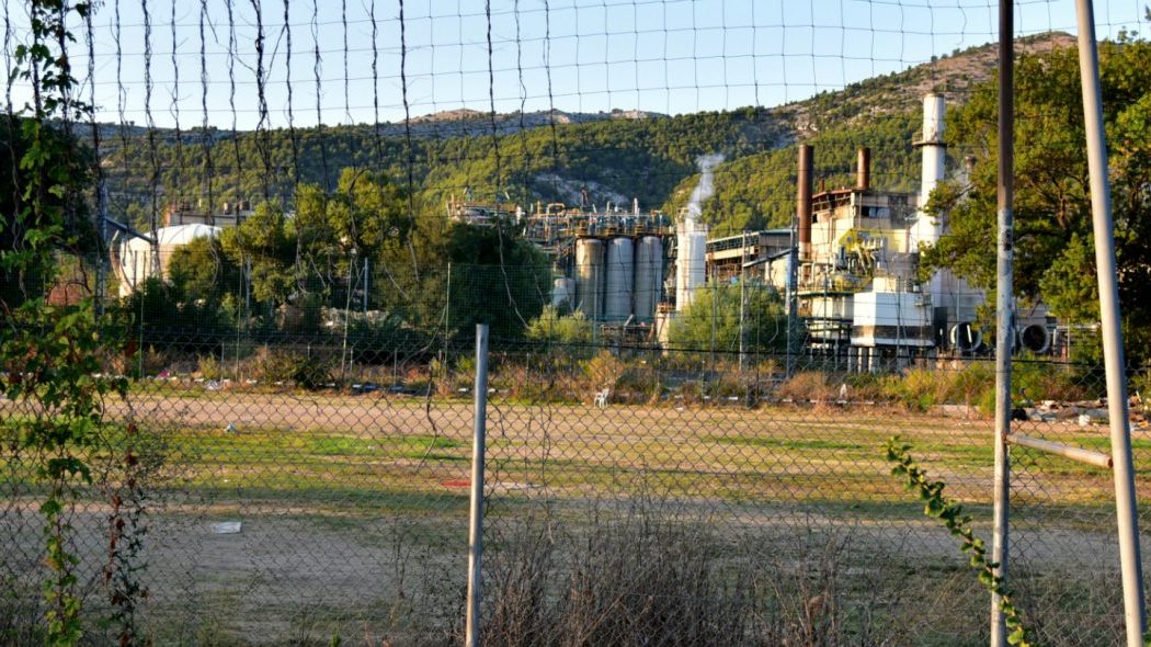 Le stade Mouton, avec en fond l