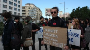 Marche silencieuse pour enterrer le code du travail, le 8 avril