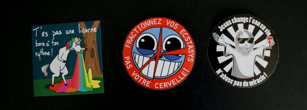 un exemple avec ces trois stickers, du ton adopté par PBLN pour s'adresser aux fêtards.