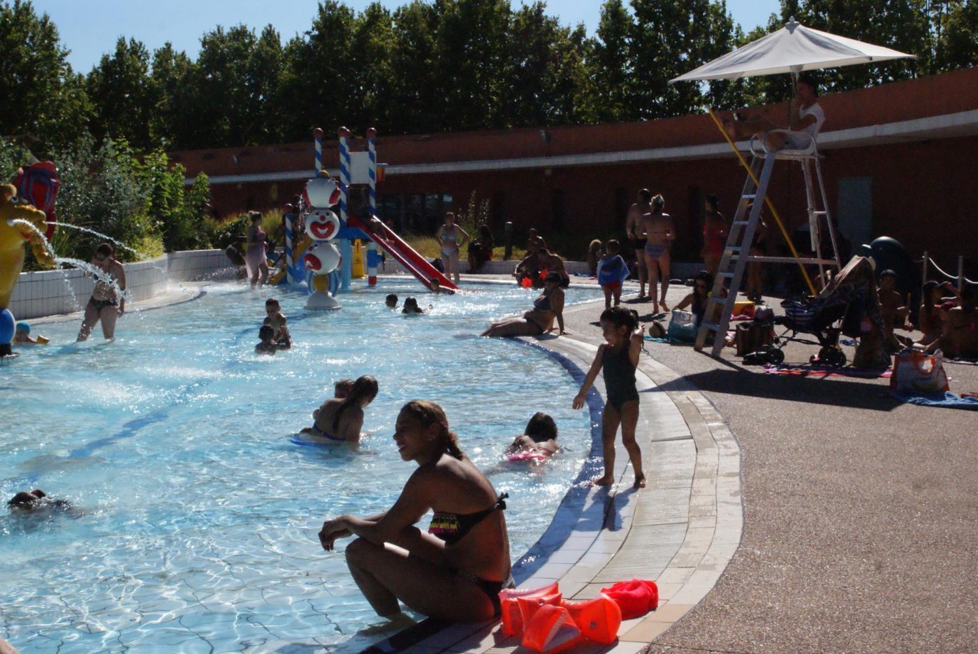 Piscine Gardanne Pataugeoire Marsactu