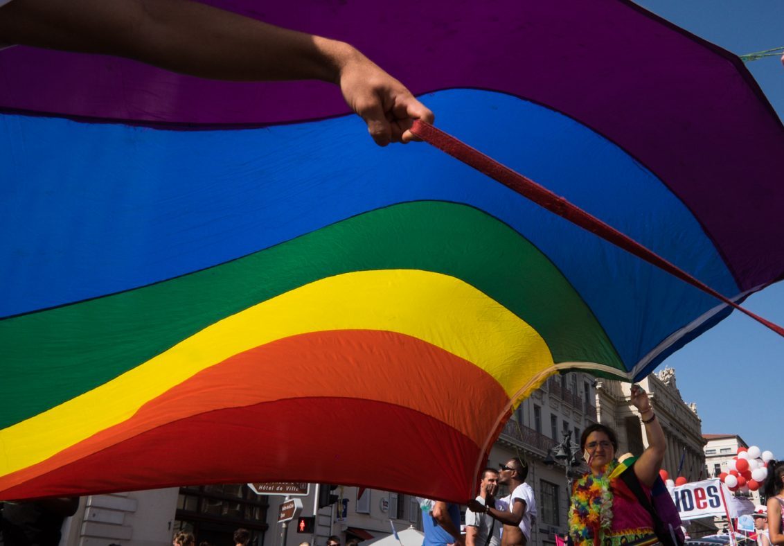 Dans le défilé de la marche des fiertés 2015. Photo : Yves Vernin.