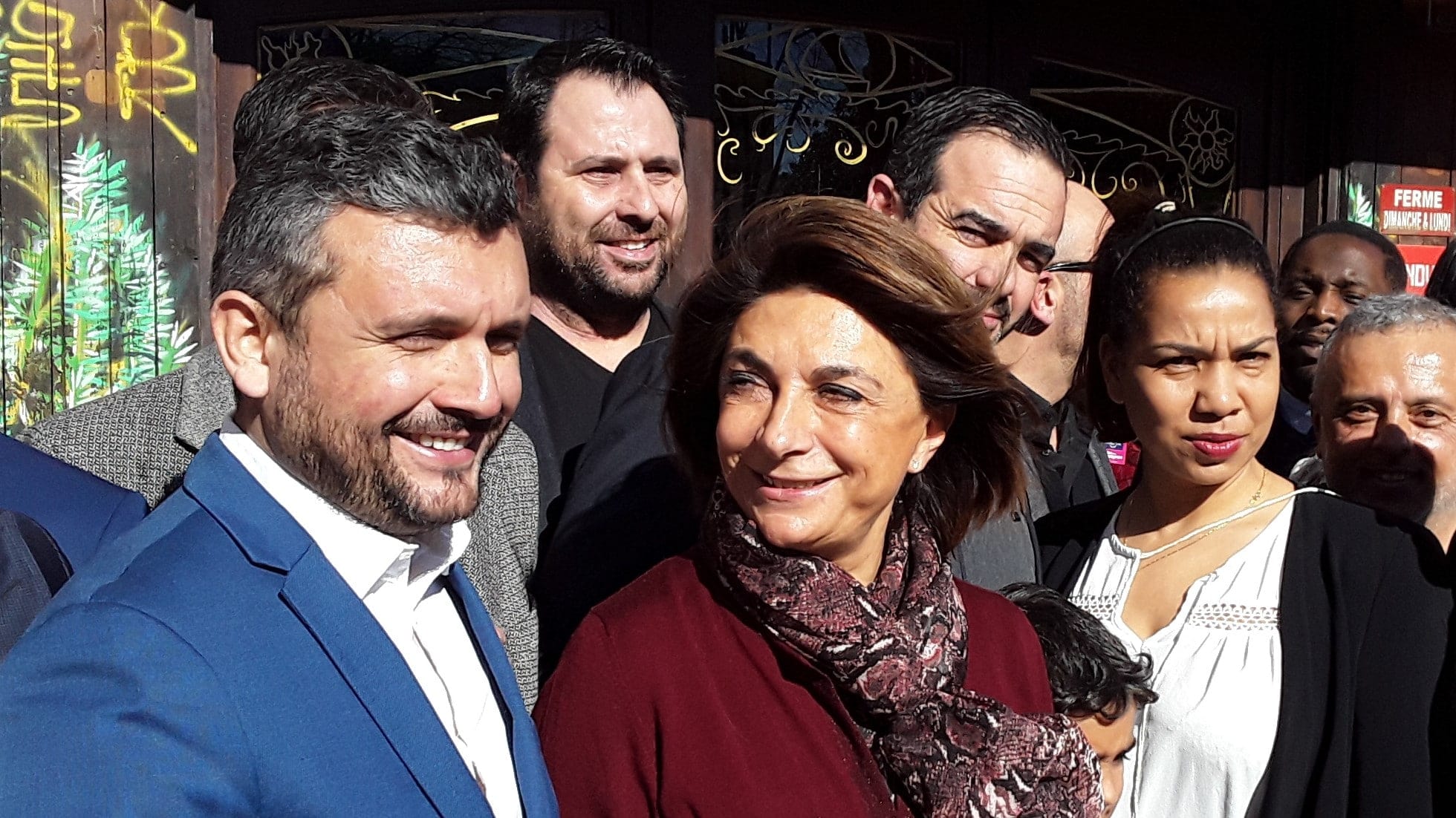 Martine Vassal et Jean-Phillipe Agresti devant le bar du Petit Nice. Photo : Pierre Isnard-Dupuy