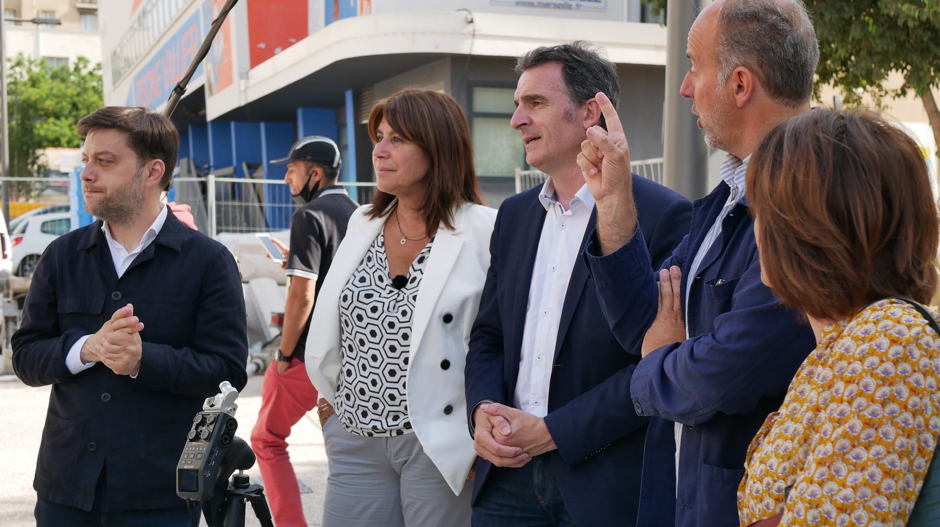 Pour faire oublier les “chars russes”, Rubirola dégaine les vélos grenoblois