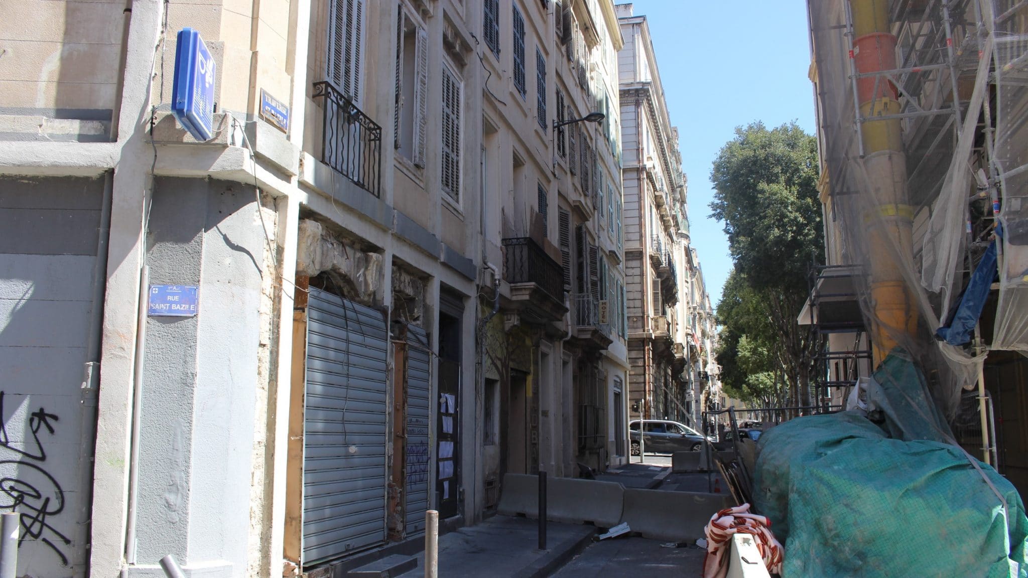 Au coin de la traverse Saint-Bazile l