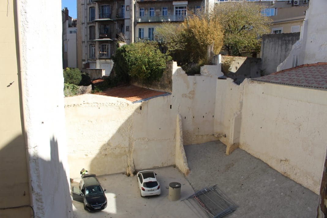 aubagne-trou
