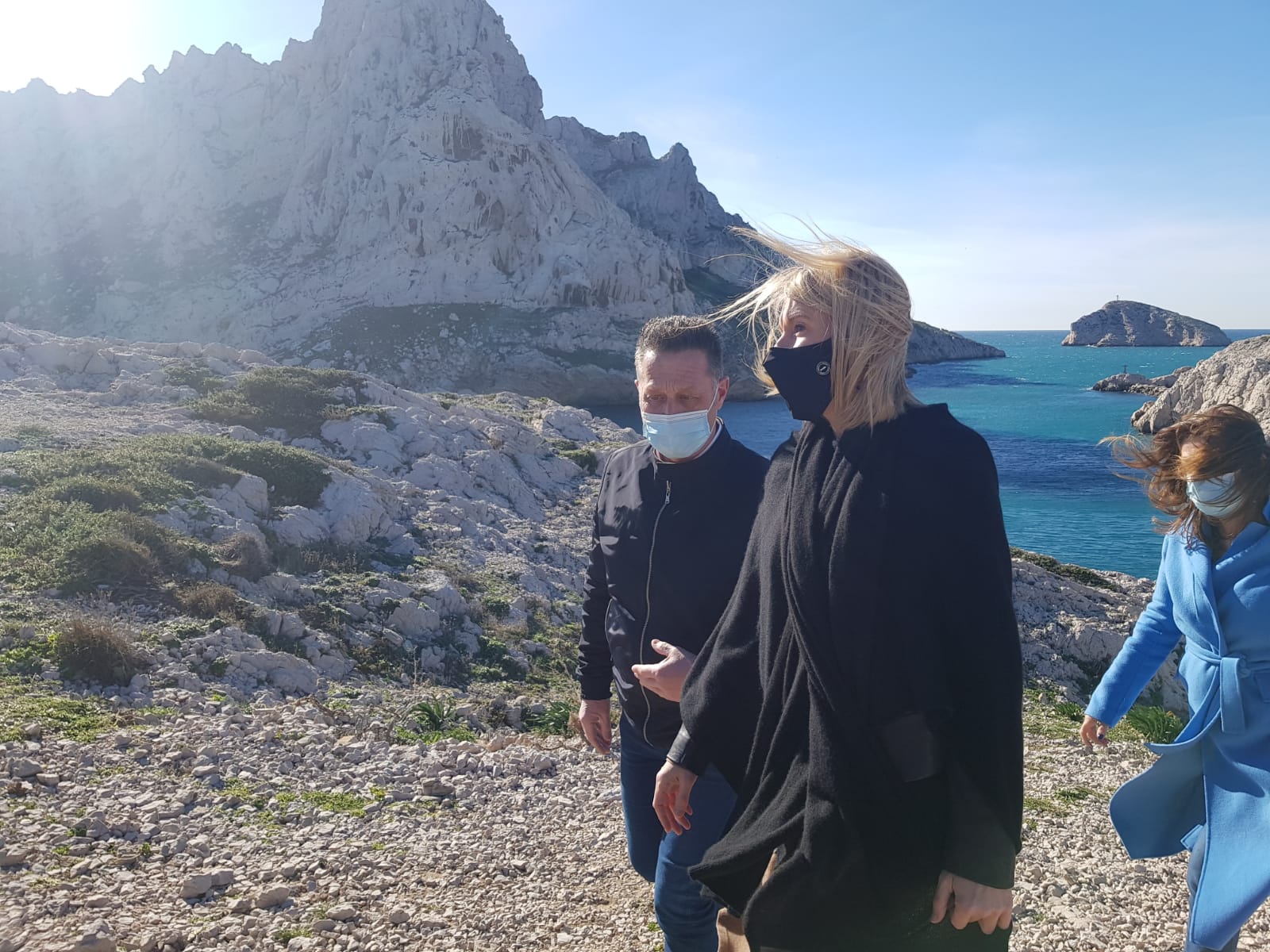 Didier Réault, président du parc national des Calanques, et Bérangère Abba, secrétaire d