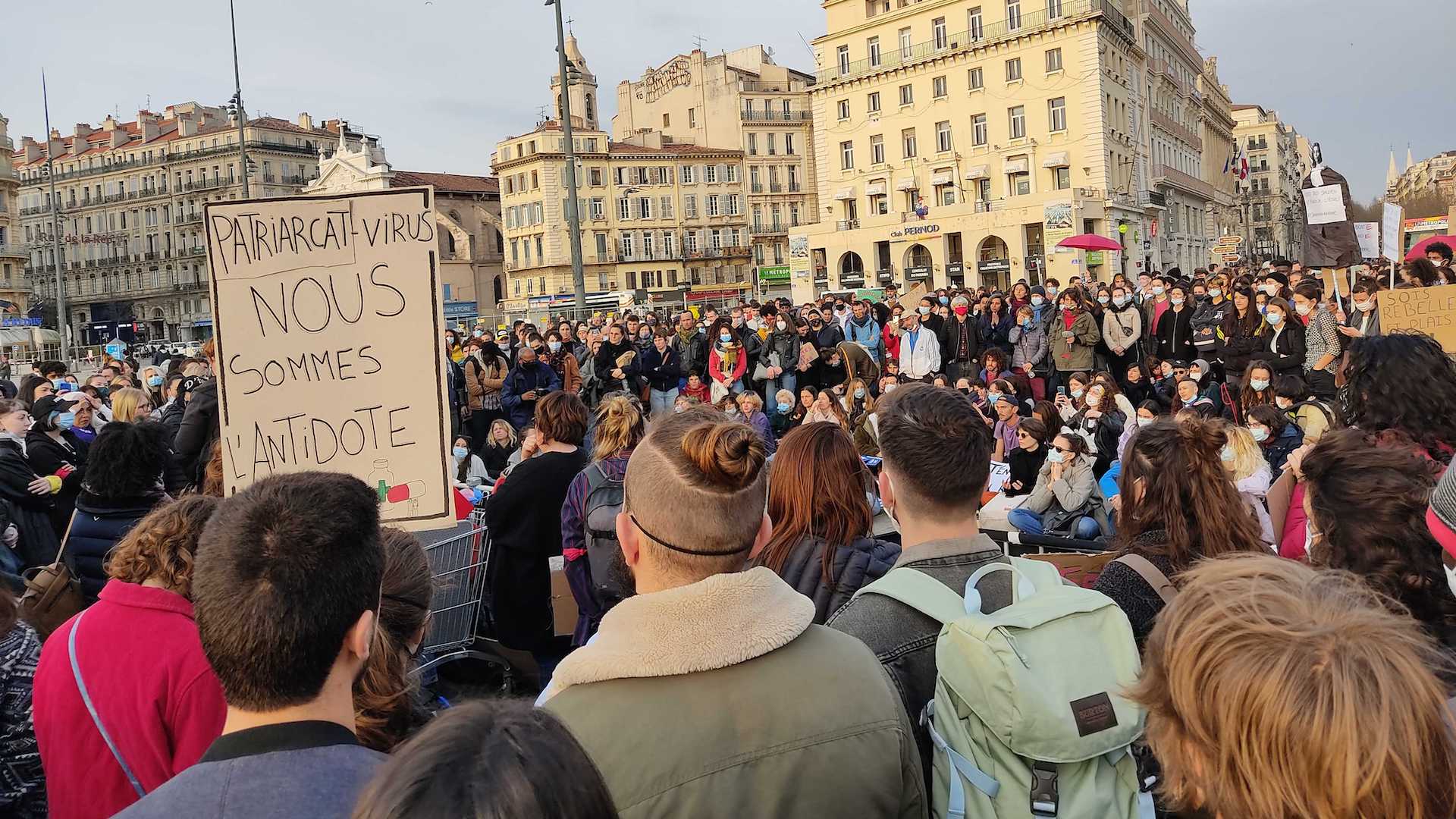 Plusieurs centaines de manifestantes à Marseille pour le 8 mars Marsactu