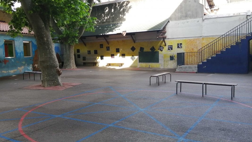 cour-ecole-national-3