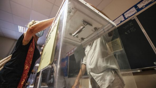 Pour les élus, “la peine d’inéligibilité est la plus efficace et la plus crainte”