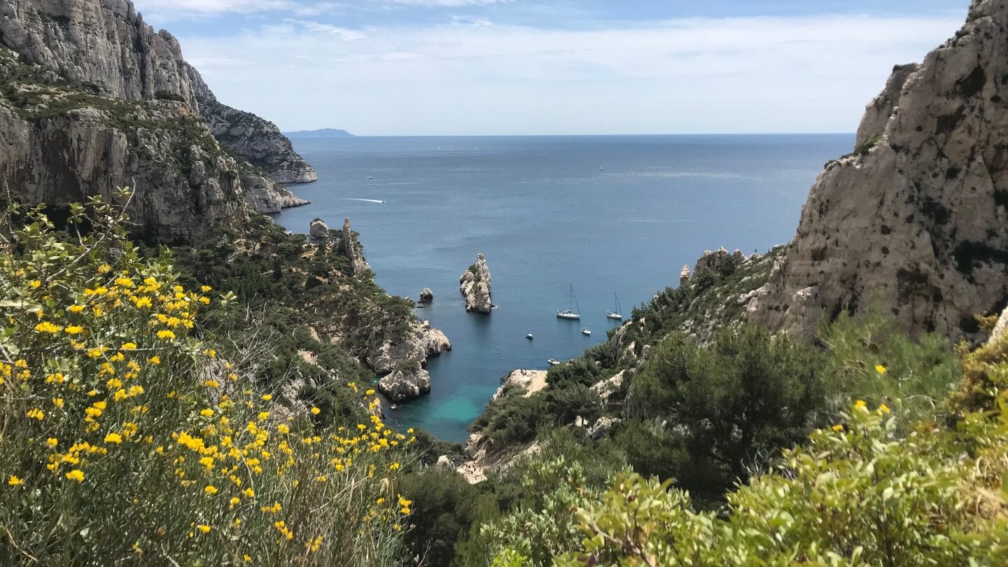Restrictions de fréquentation dans les calanques : le parc national apporte des précisions
