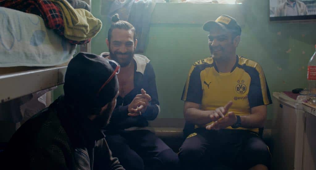 Image extraite du film "Des hommes" de Jean-Robert Viallet.