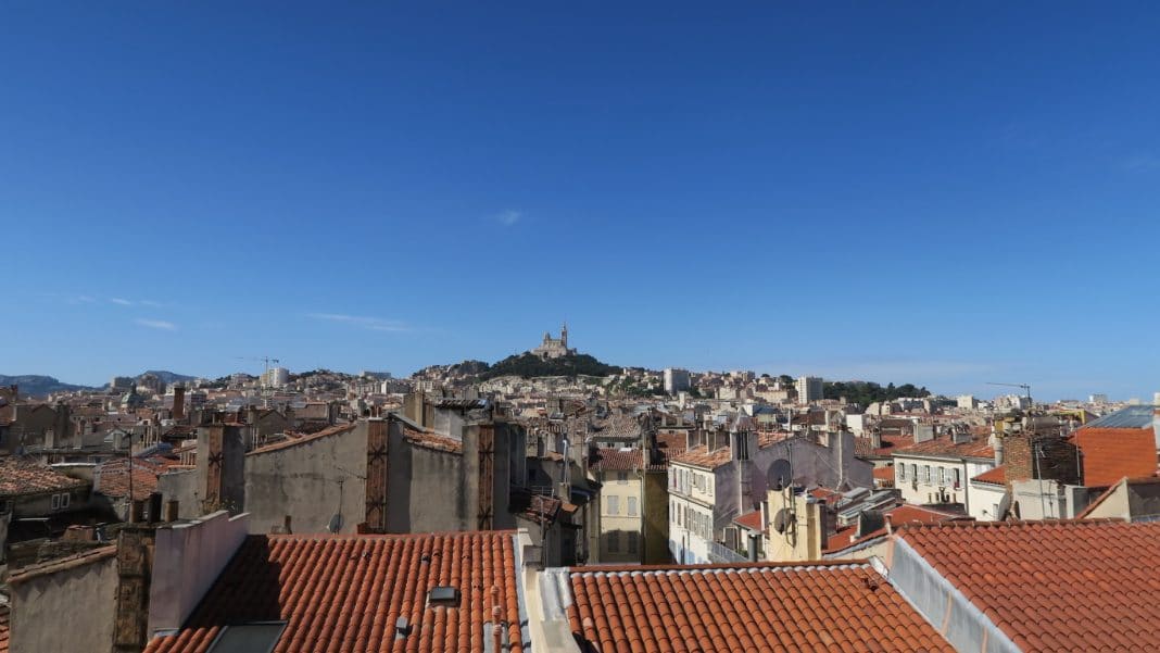 marseille-vue-ciel-immobilier-notre-dame-B