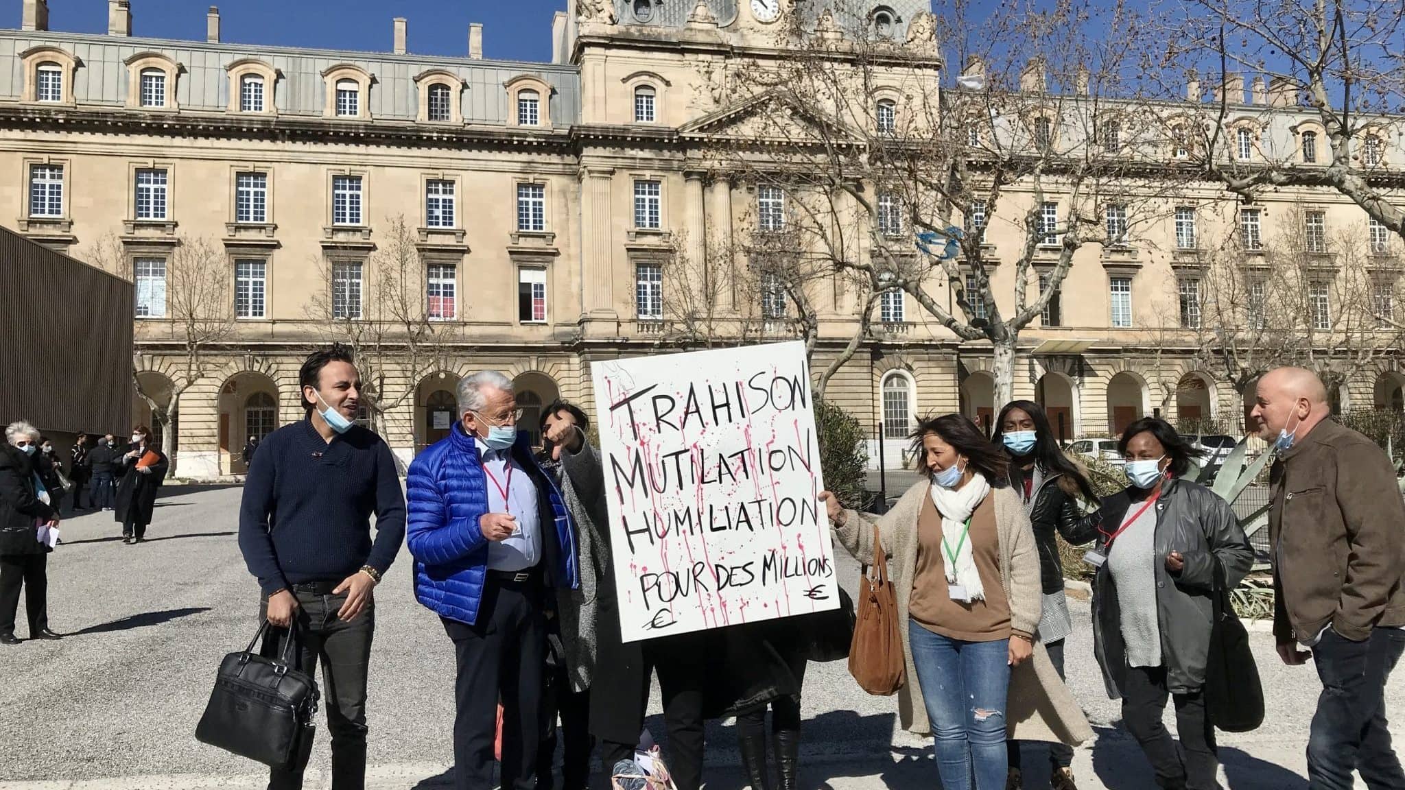 Représentants des victimes lors de l