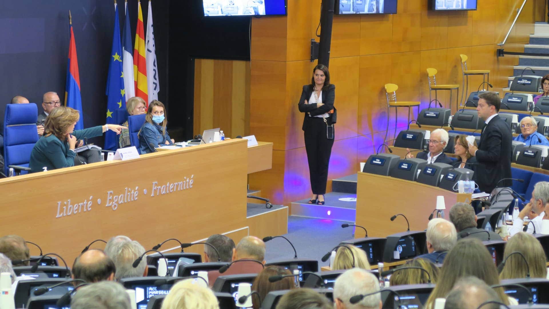 La réforme financière de la métropole imposée par la loi était à l