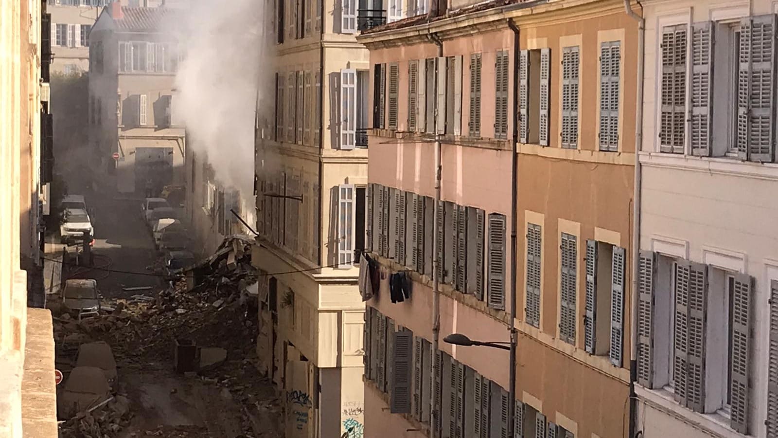 La rue de Tivoli au matin du 9 avril. Photo Benoît Guillaume.