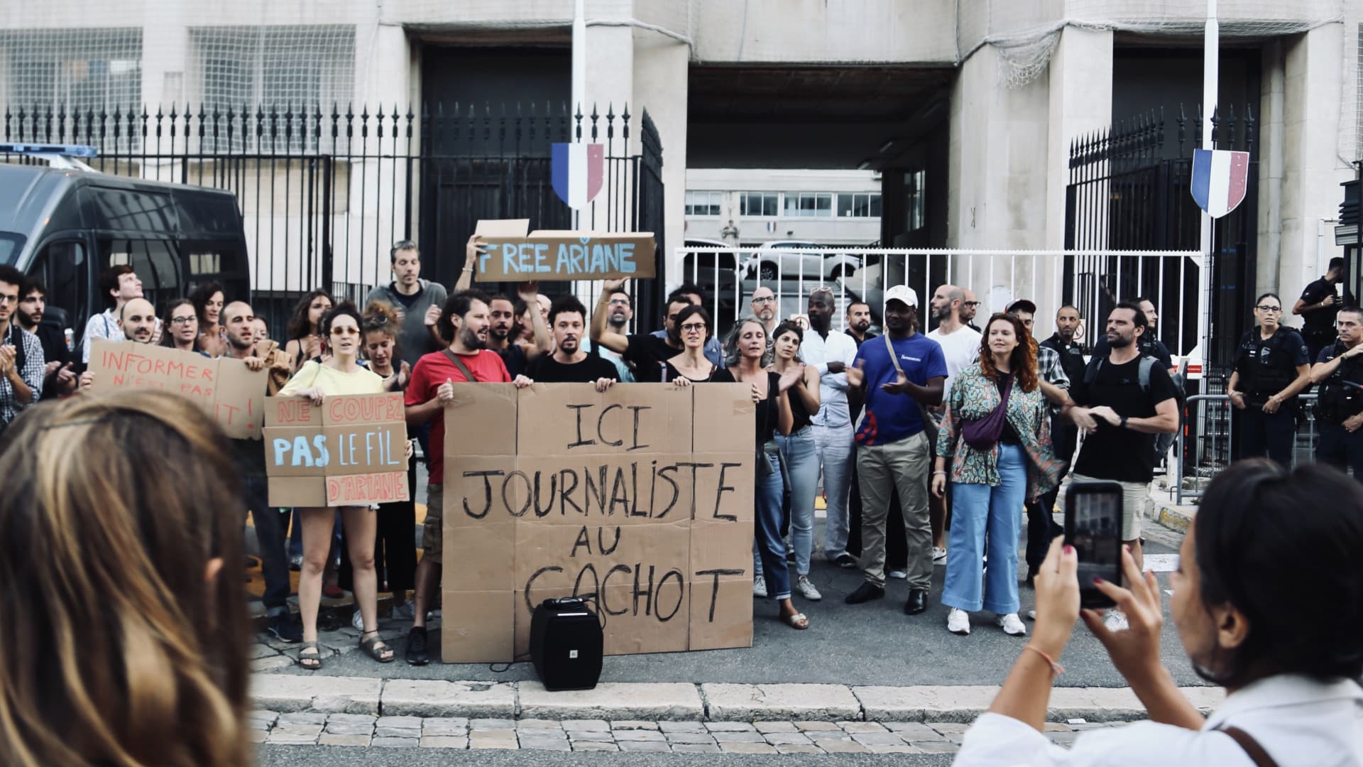 Manifestation devant l
