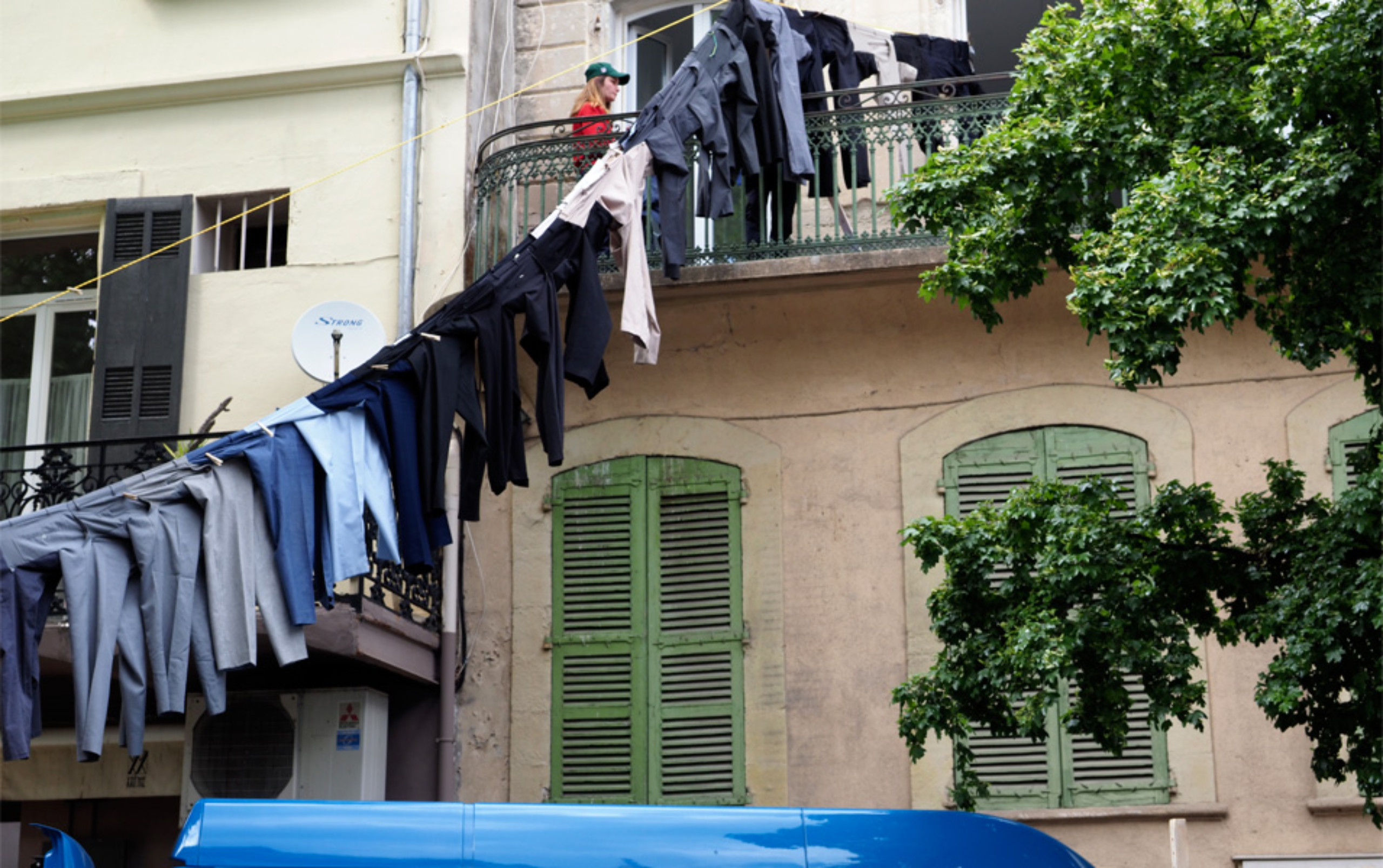 Une pantalonade du collectif Chuglu