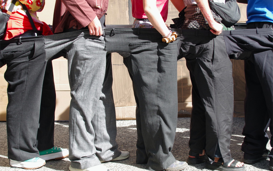 Pantalonnade par le Collectif Chuglu (Gilbert Ceccaldi)
