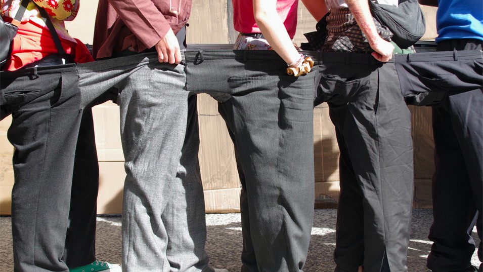 pantalonnade par le collectif chuglu. Photo : Gilbert Ceccaldi