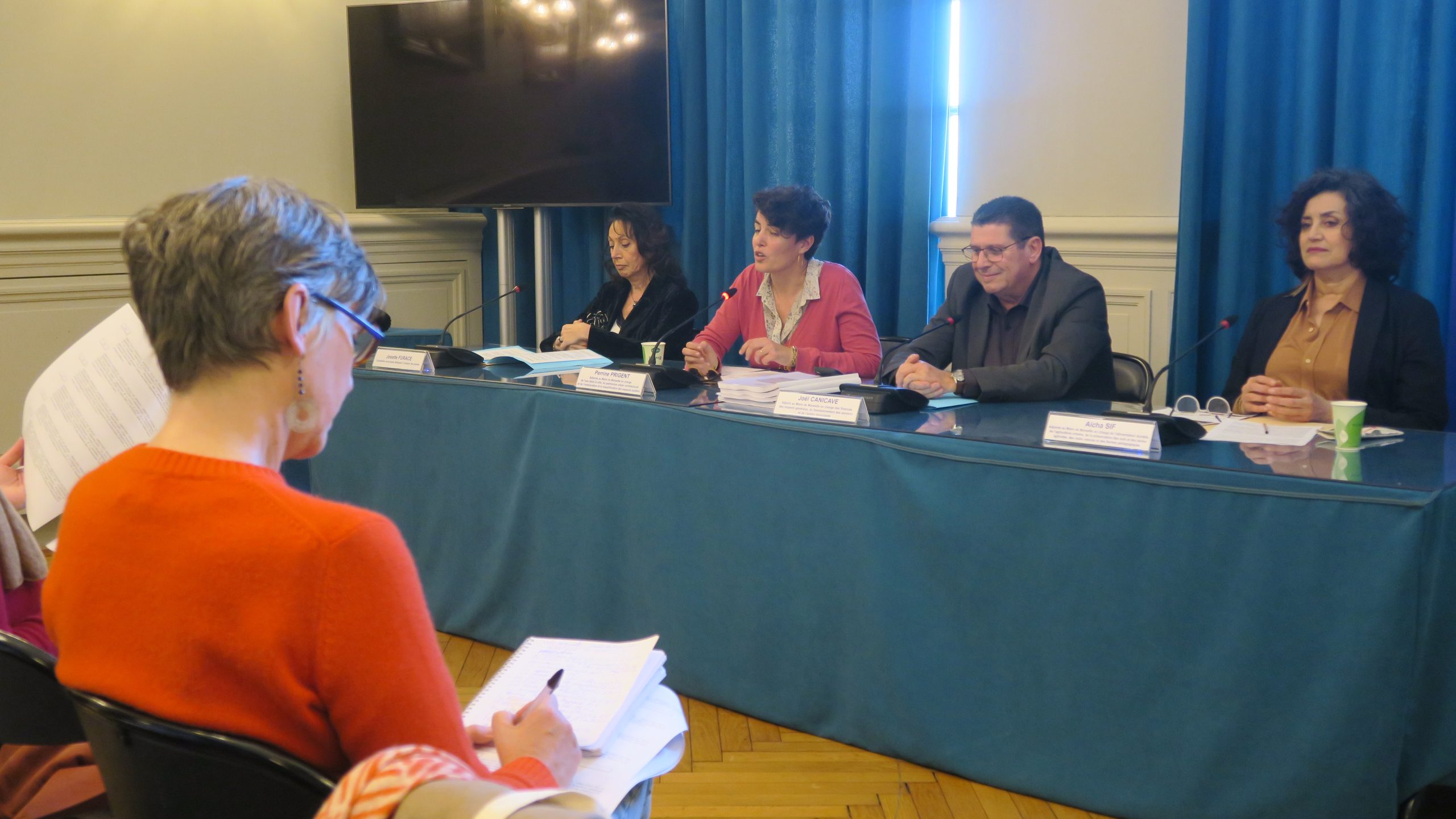 Conférence de presse de présentation du conseil municipal. Photo : Ava Guidarini.