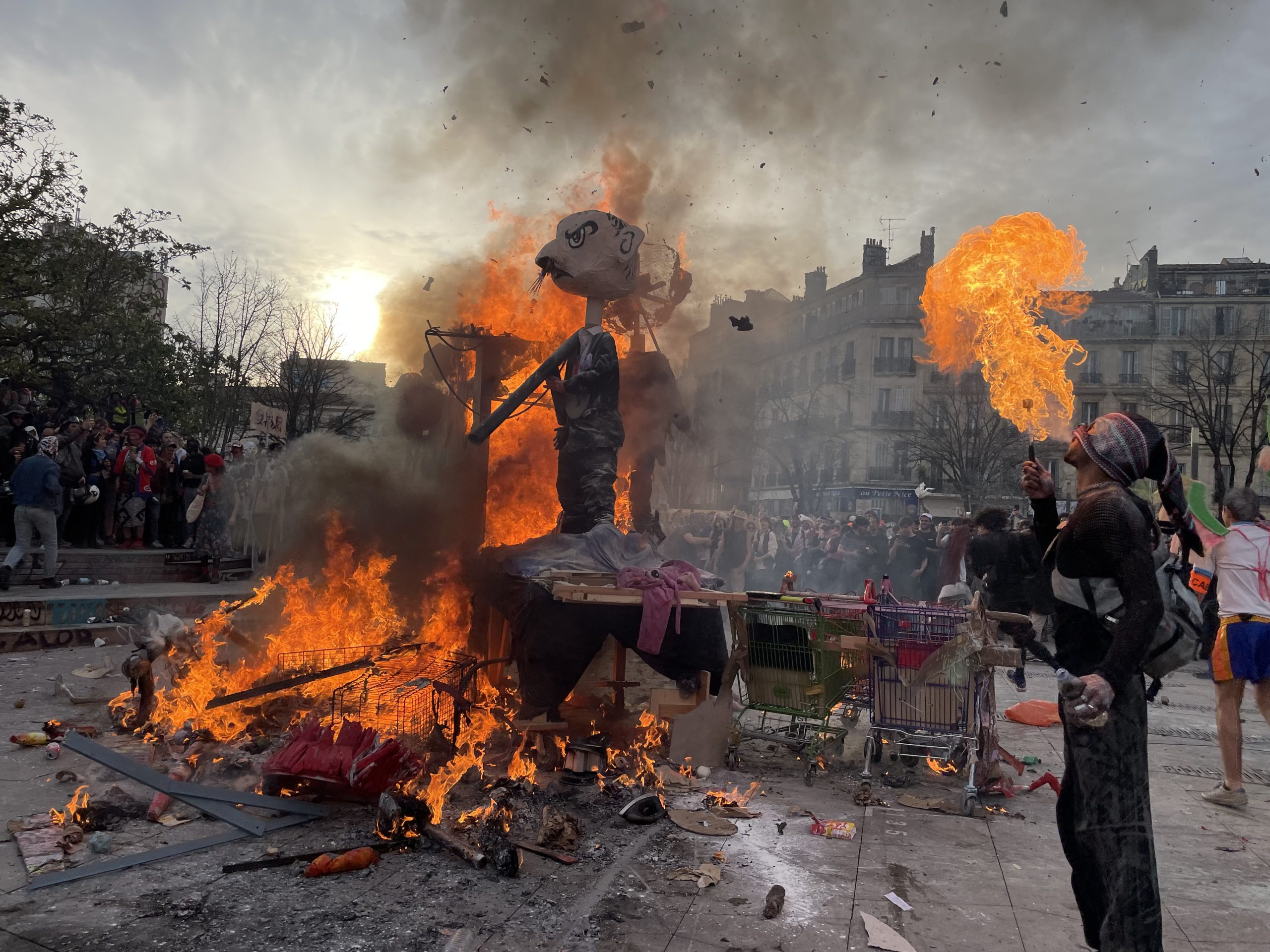 Carnaval de la Plaine, 17 mars 2024, aux airs de fronde contre les Jeux olympiques. (Photo C.By.)