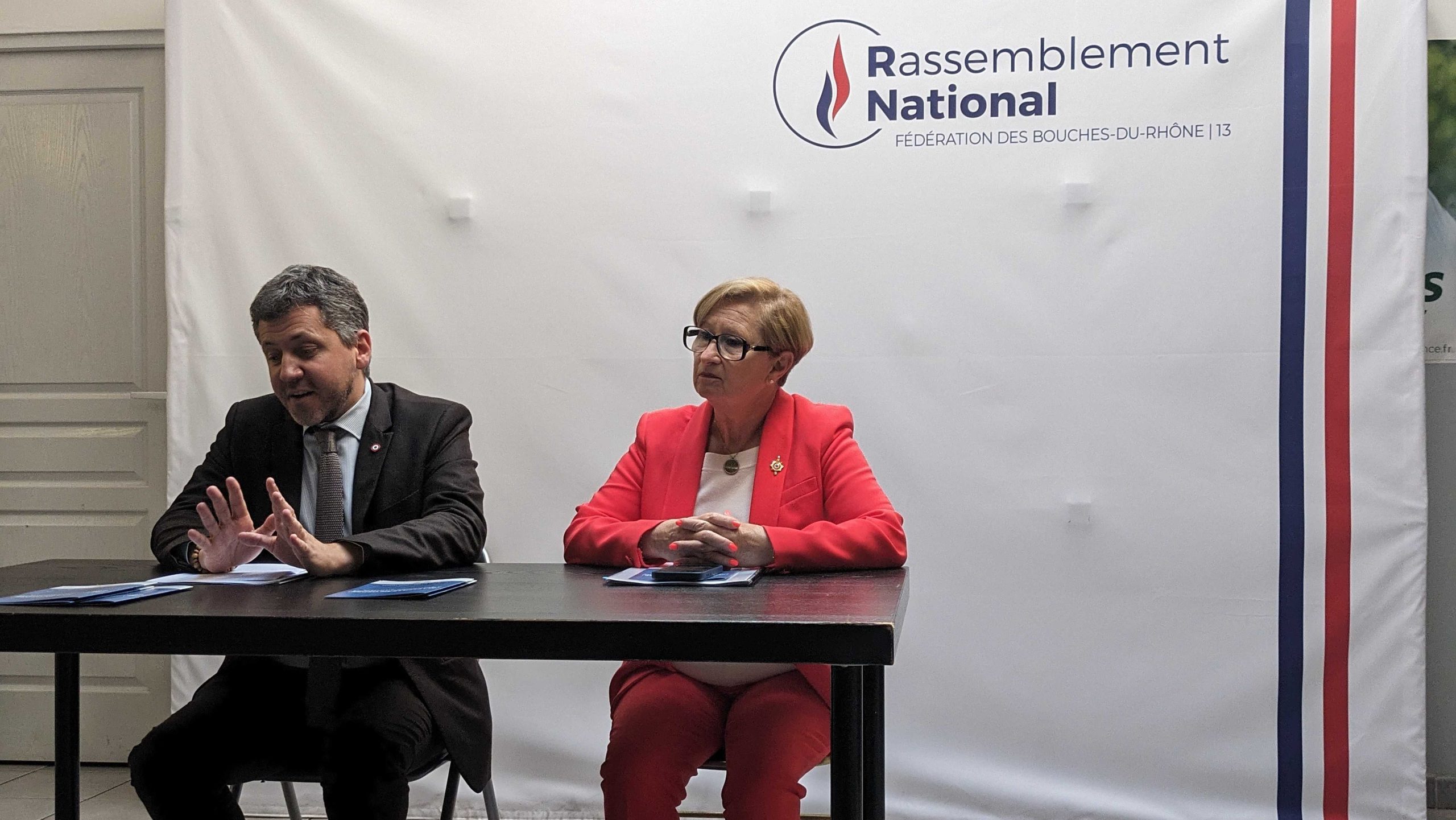 Les députés Franck Allisio et Gisèle Lelouis à la permanence marseillaise du Rassemblement national, le 17 mai 2024. (Photo : CMB)