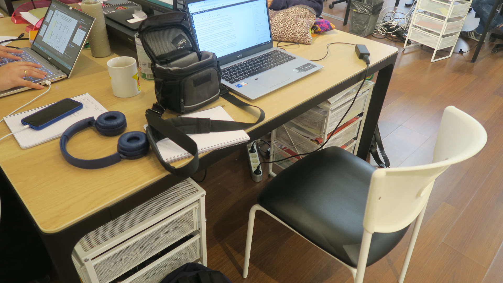 Mon bureau à Marsactu (Photo Mazigh Bouroubi).