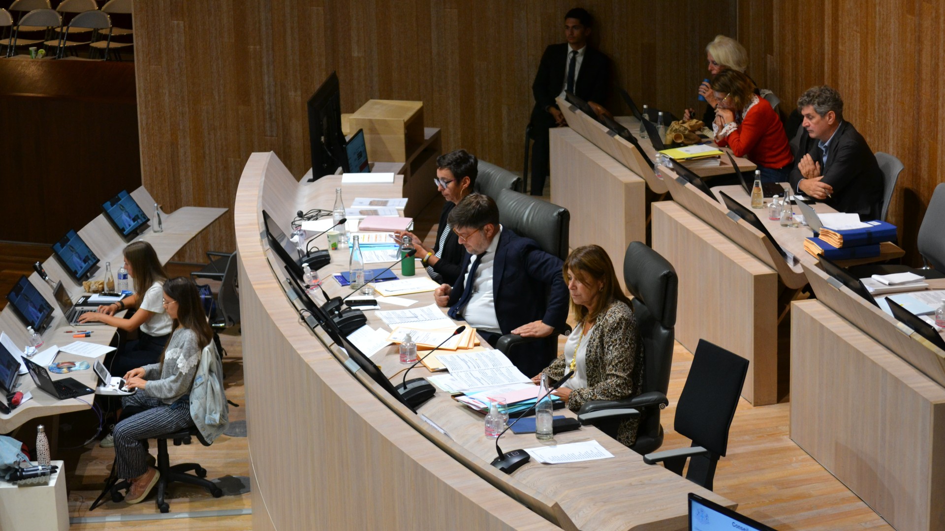 Chassé-croisé de délégations entre adjoints au maire à la Ville de Marseille