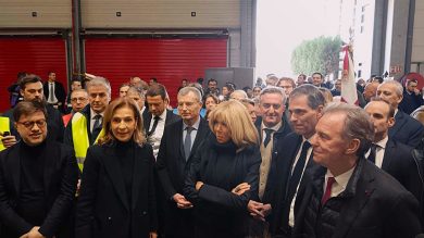 Rodolphe et Tanya Saadé lors de l'inauguration de l'Entrepôt solidaire, à laquelle assistaient Brigitte Macron, le préfet et de nombreux élus locaux. (Photo : Jean-Marie Leforestier)