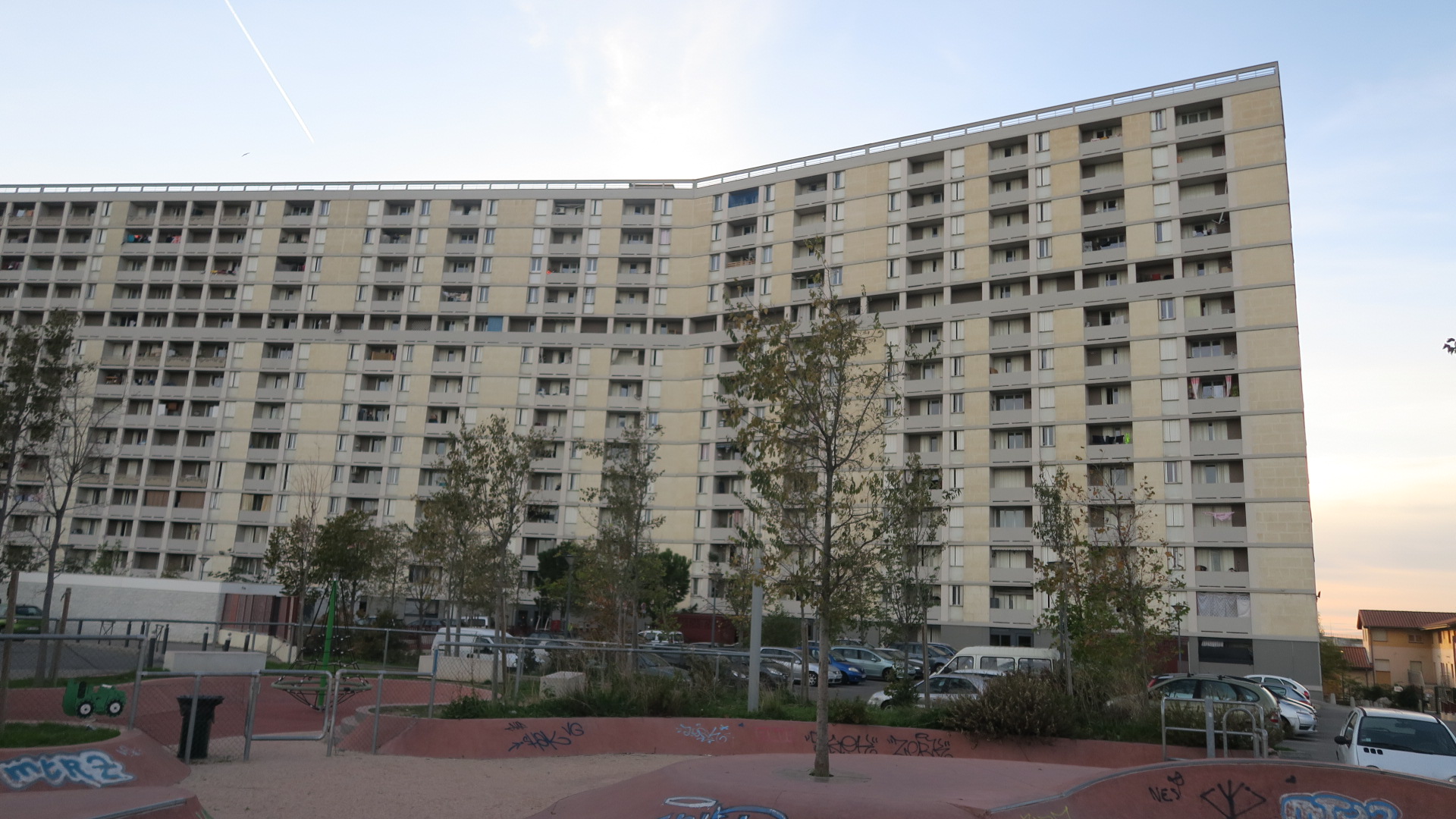 La grande barre des Lauriers, récemment rénovée dans le cadre d