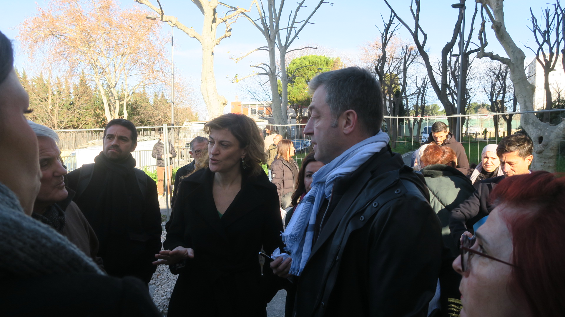 Juliette Méadel et Jean-Bernard Dambier devant le chantier de la crèche de l