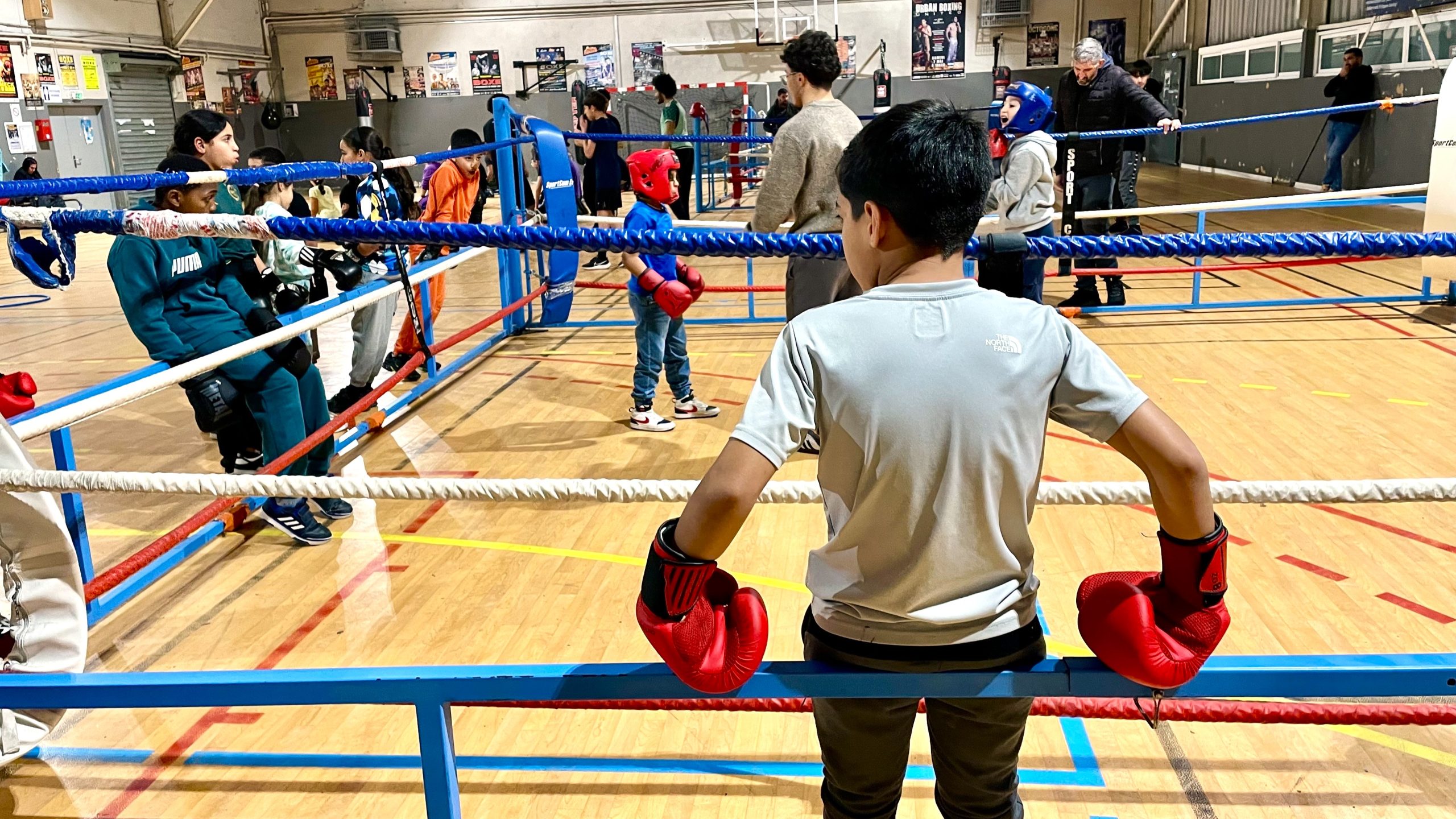 Un entraînement au club le Noble Art Boxing 15, au Castellas (15e).