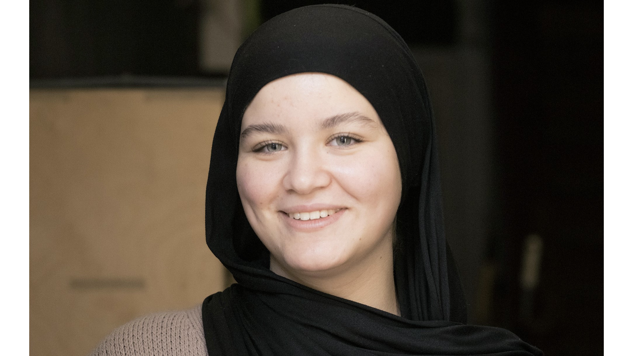 La plume qui “ne lâche rien” de myriam loussif, jeune poétesse de 18 ans