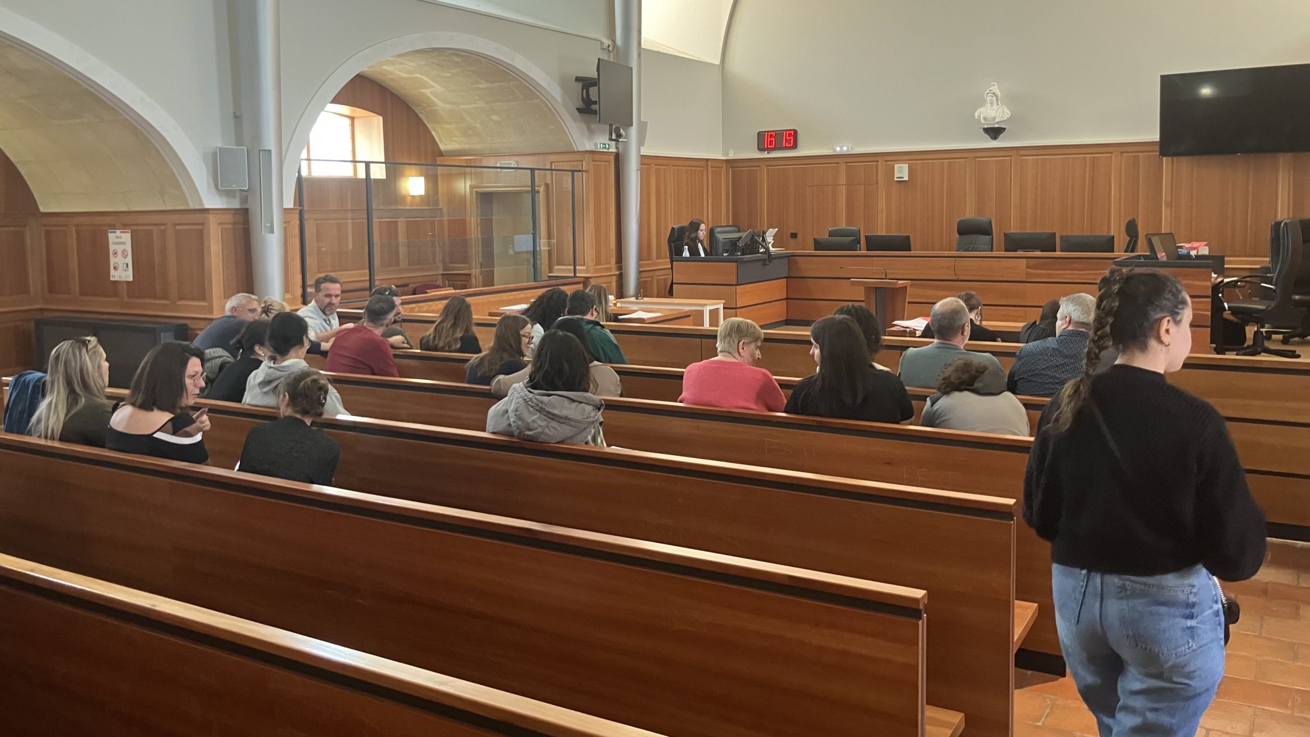 Au tribunal correctionnel de Tarascon, deux policiers ont été reconnus coupables de faux en écriture. (Photo : Hugo Pilache) 