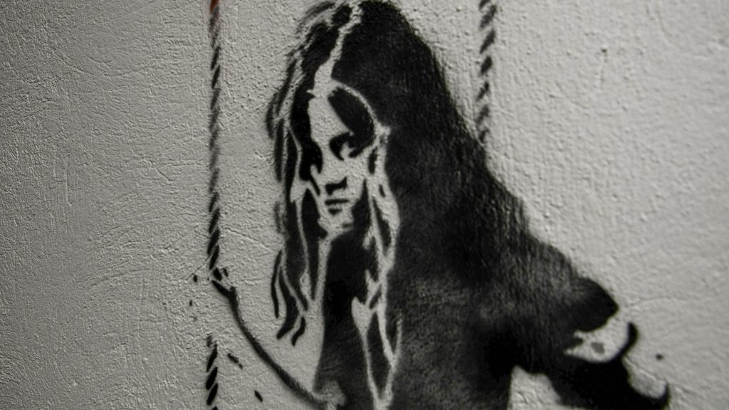 chronique la petite fille de saint Jo