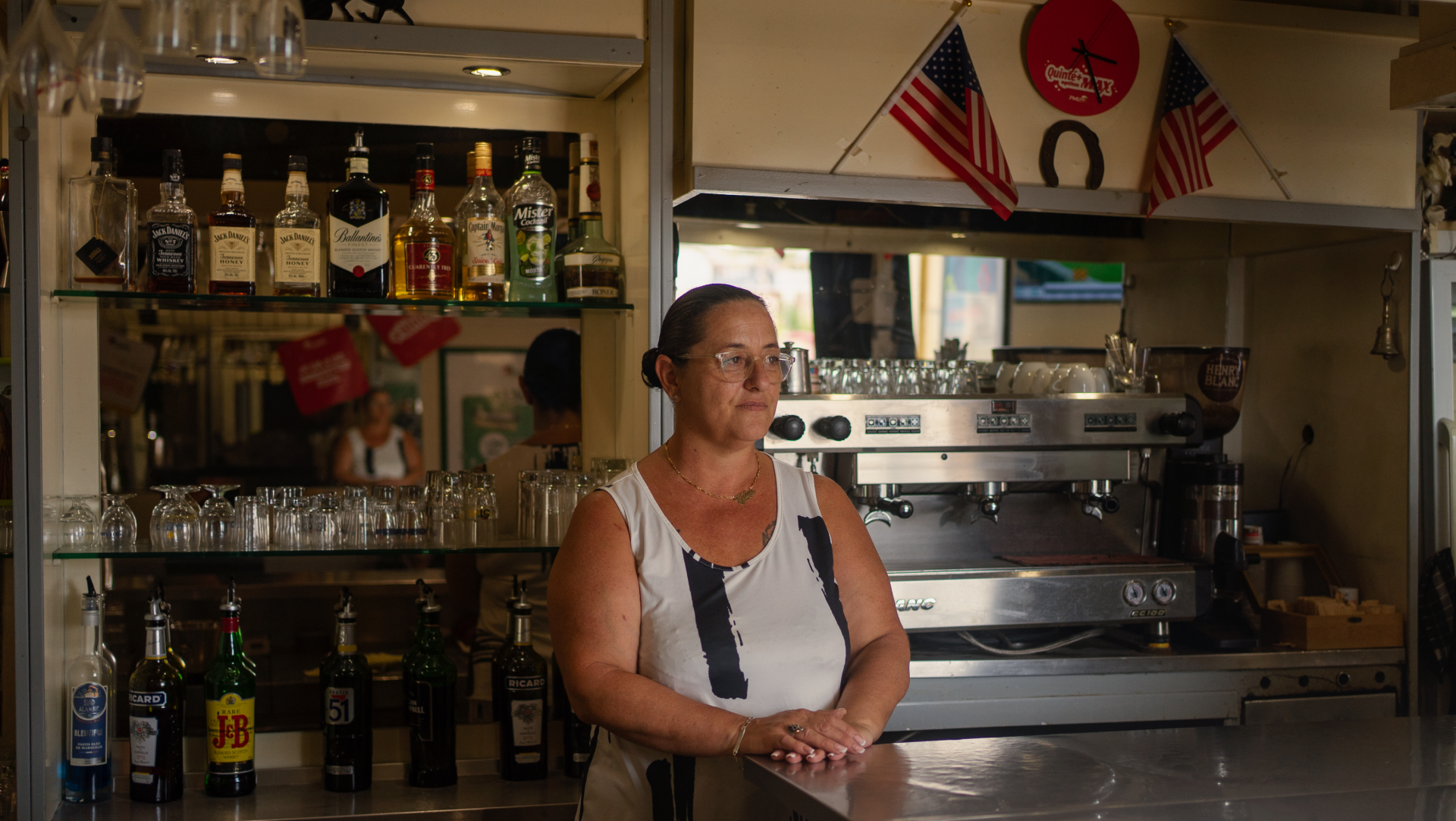 Céline Ugliega, la gérante du bar le Maeva. (Photo : Felice Rosa)