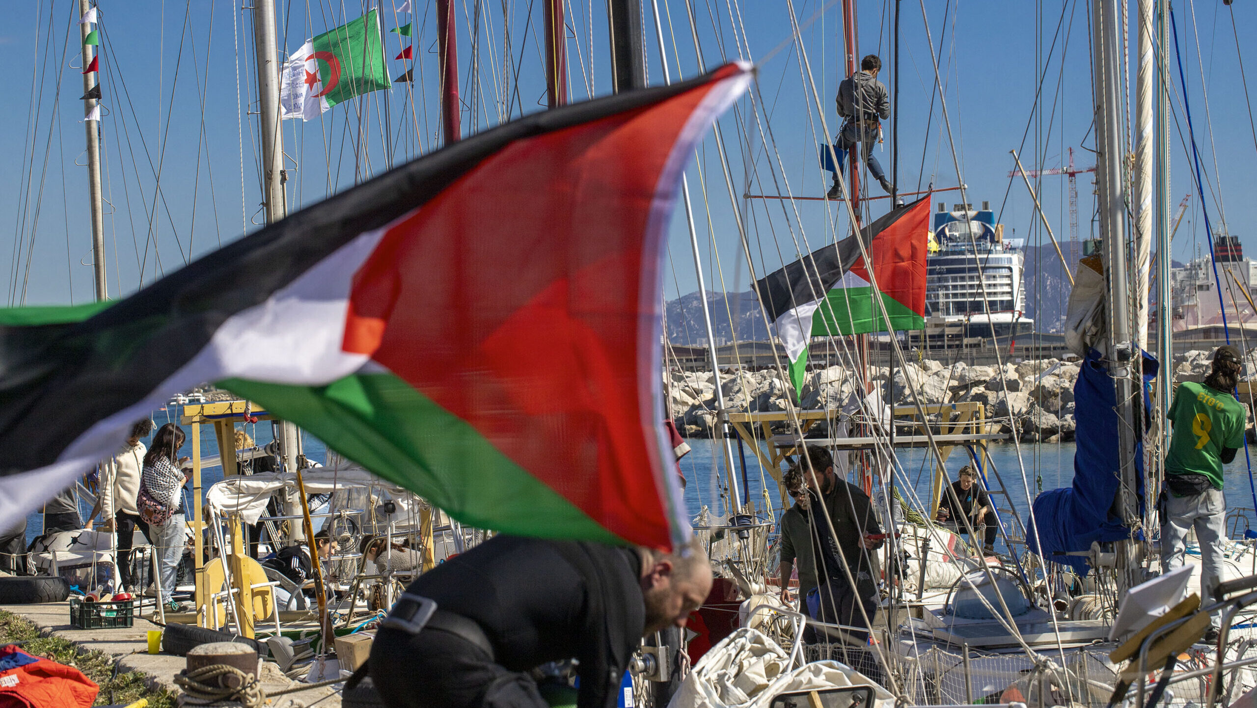 La flottille pour Gaza sur le quai du port de l