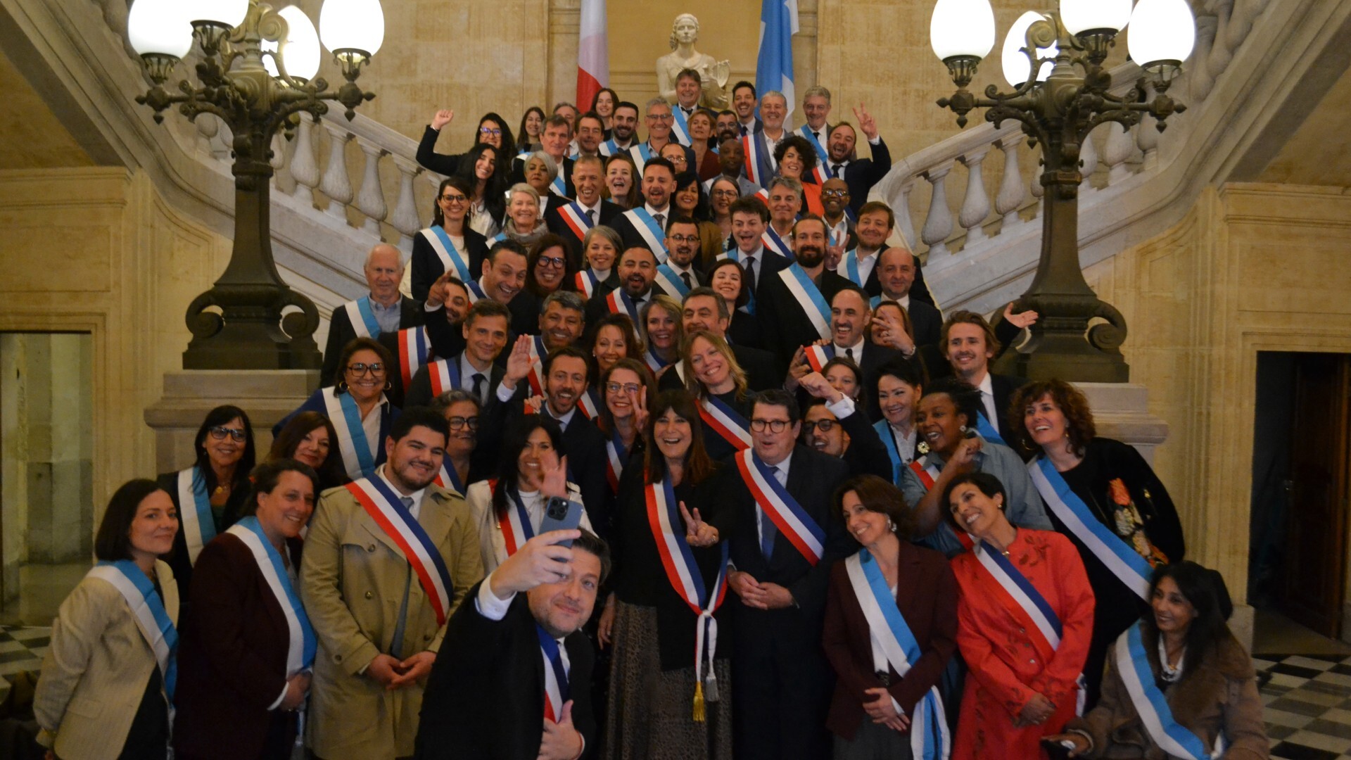 Écoles, logement, sécurité, culture : qui fait quoi dans le nouveau gouvernement Payan ?