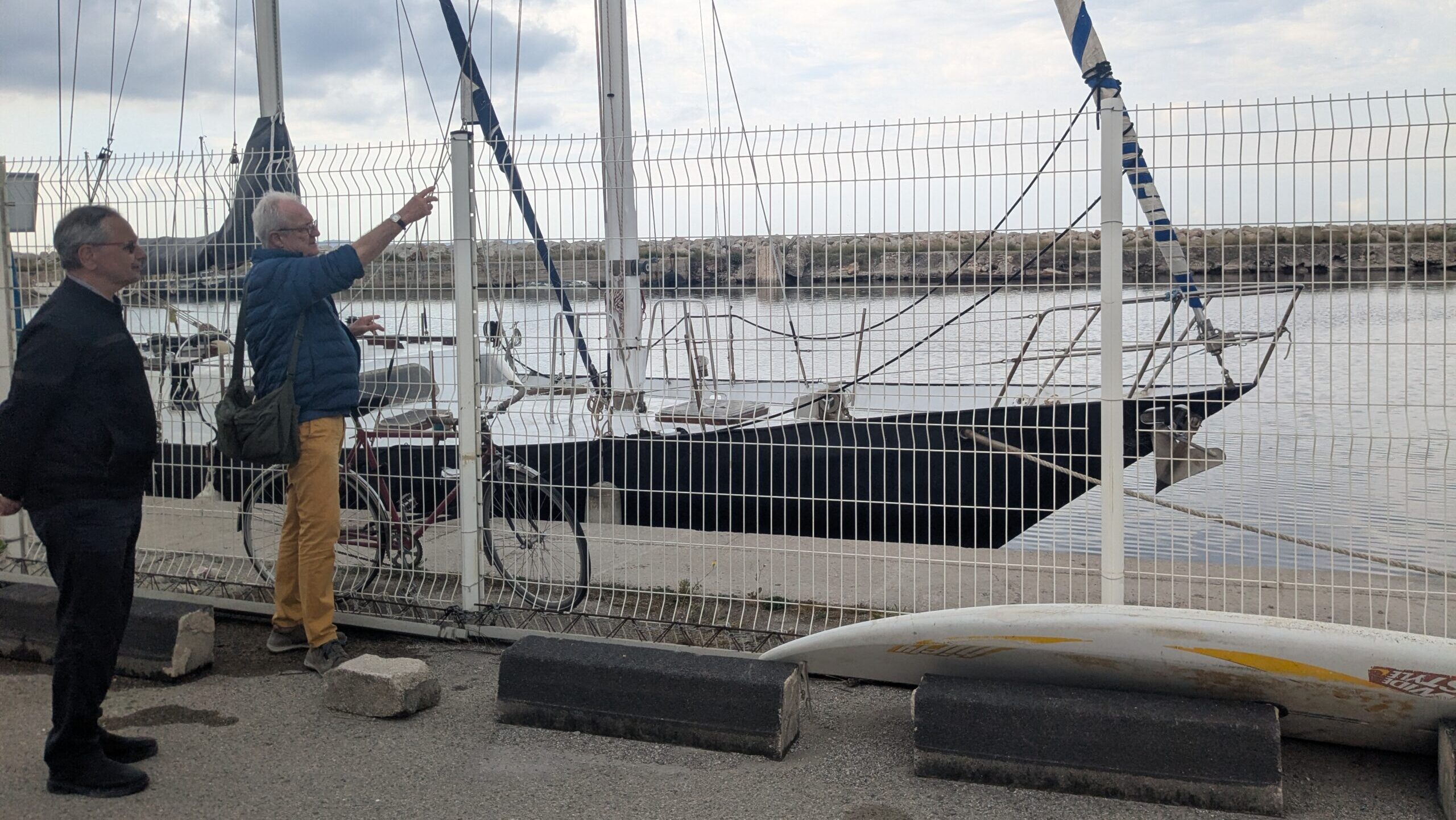 Michel Teule et Jean-Marc Donjon, présidents respectifs de la fédération des CIQ du 16e et du CIQ des Riaux. (Photo : V.A.)