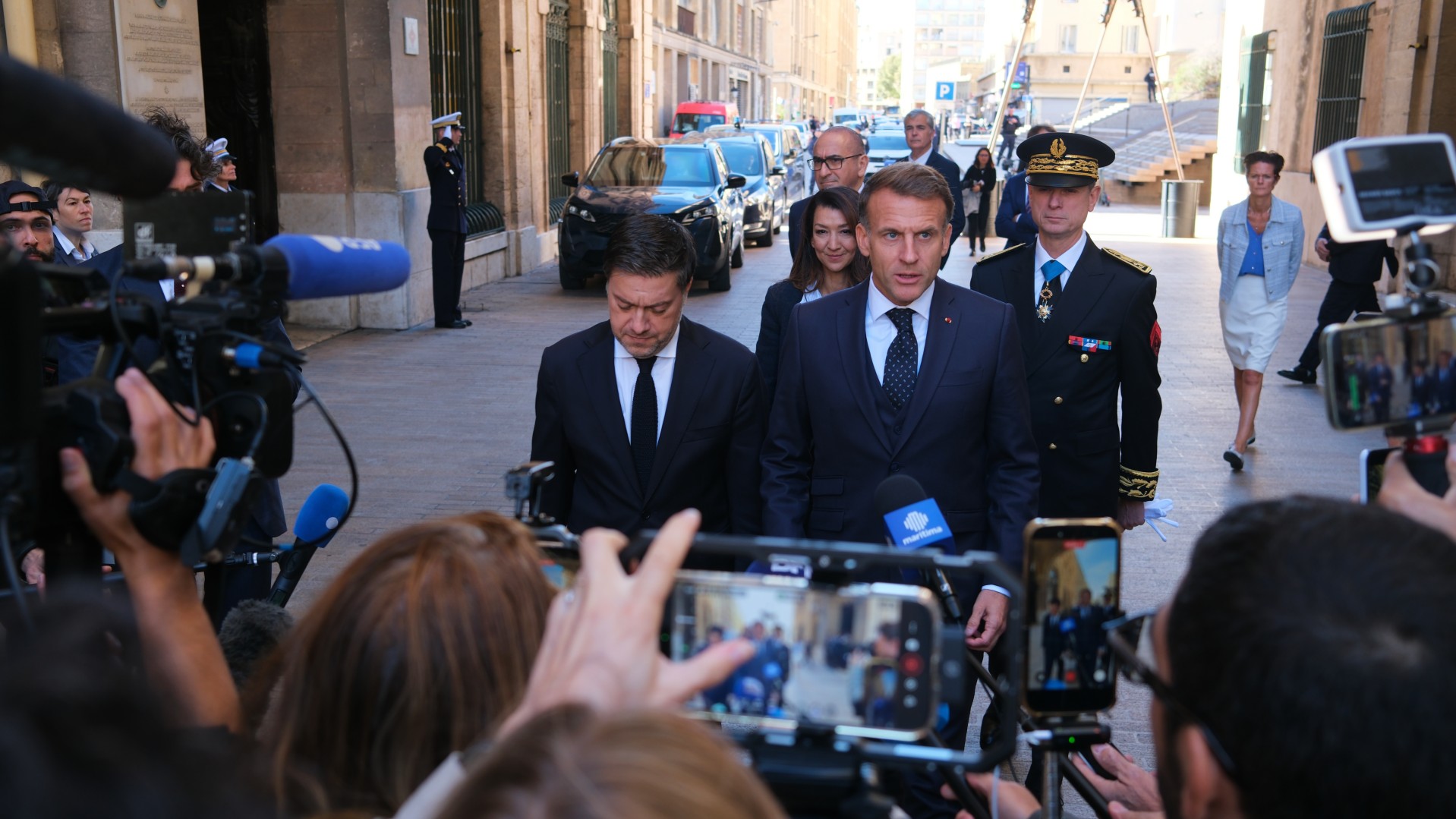 Le maire Benoît Payan a reçu Emmanuel Macron ce 26 octobre à Marseille. (Photo : ML)