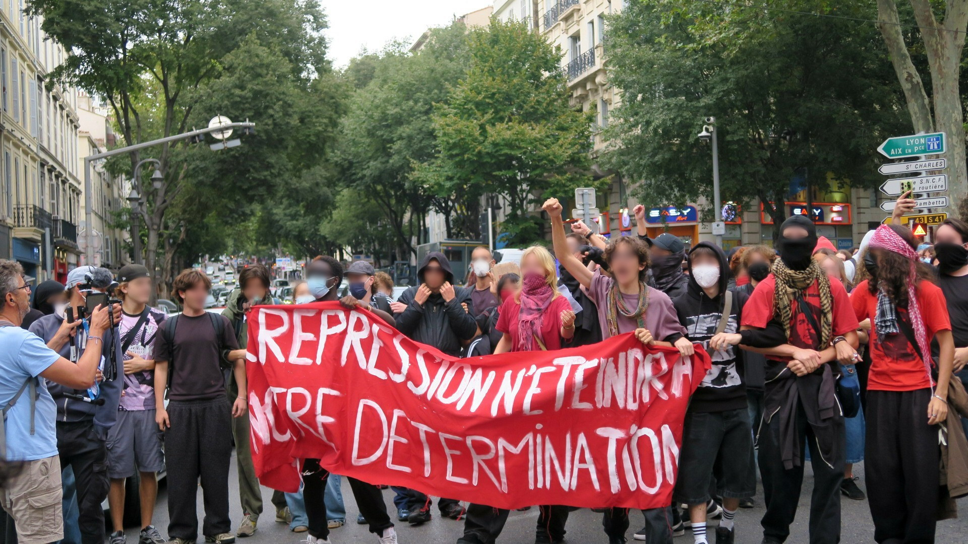 Blocage des lycées : des cours en distanciel pour une quarantaine d’établissements